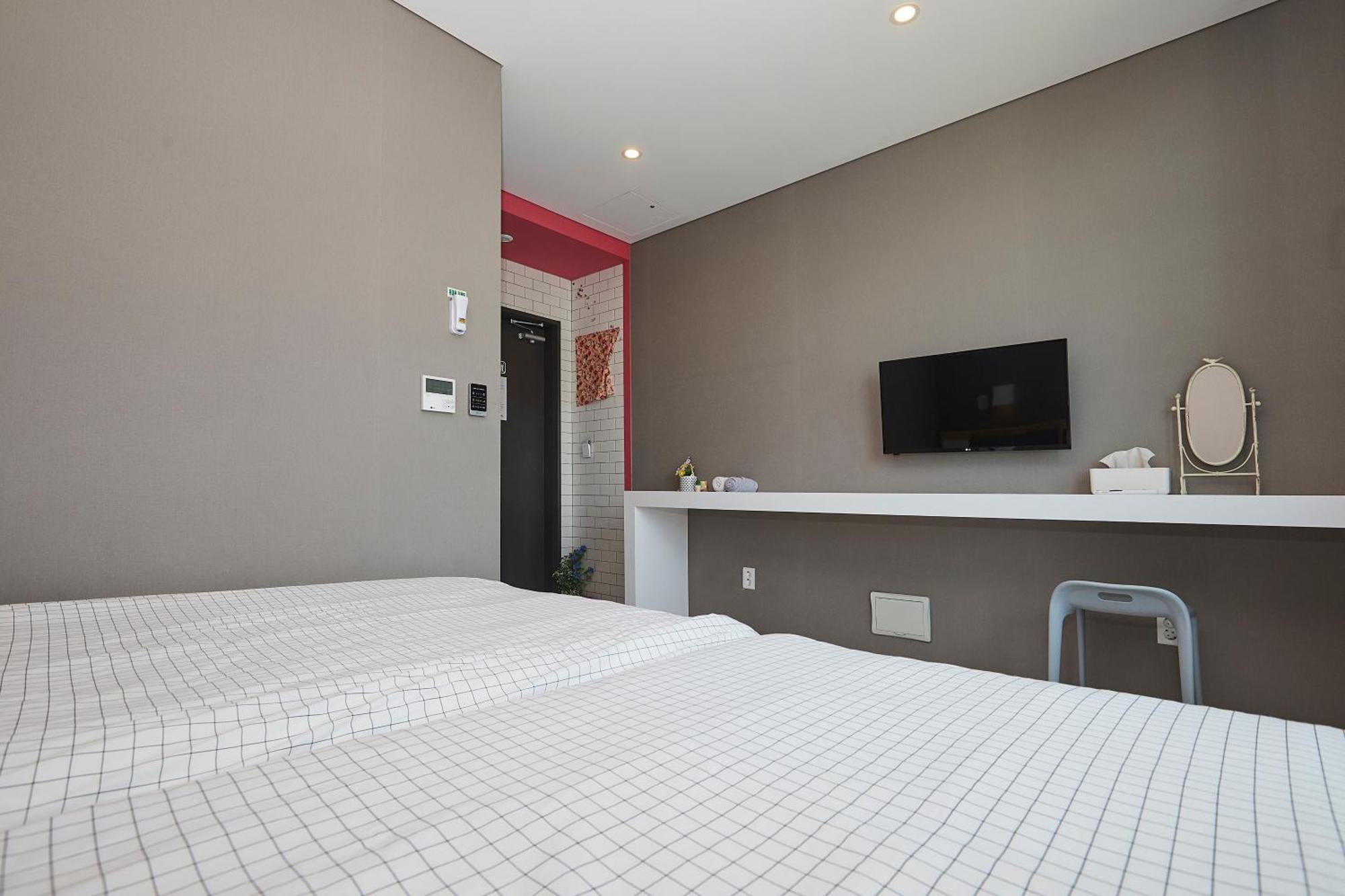 Red-Lighthouse Guest House Sokcho Room photo